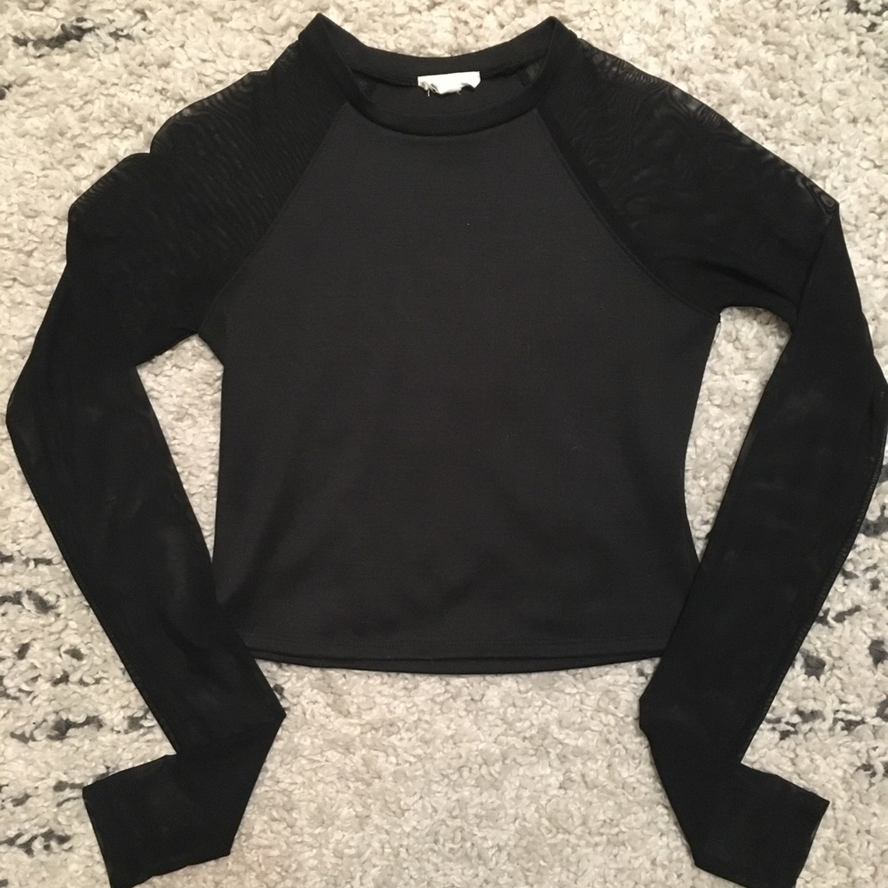Silence & Noise Mesh Sleeve Crop Top Medium